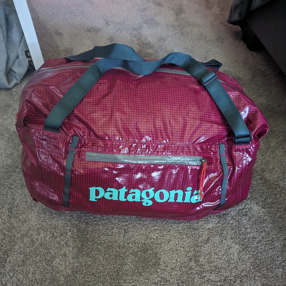 Patagonia 30l duffle